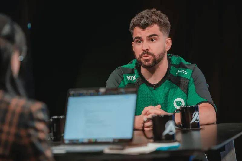 心态更容易, 职业选手, 决这个问题