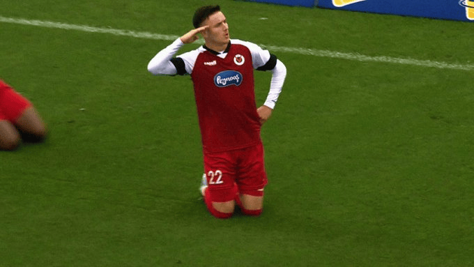 蒙德是第一, 下了深刻的, 马斯